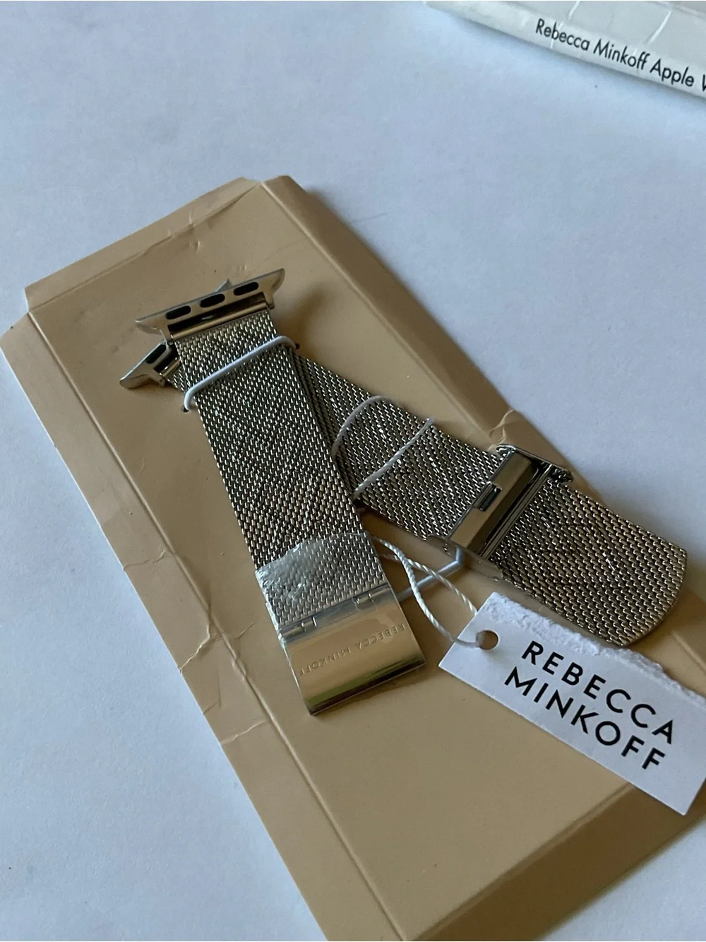 REBECCA MINKOFF WOMENS APPLE WATCH BAND SILVER METAL MESH WITH HEART DETAIL NWT